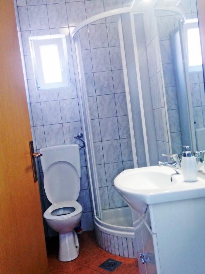 Apartments Eugen Pedisic توراني المظهر الخارجي الصورة